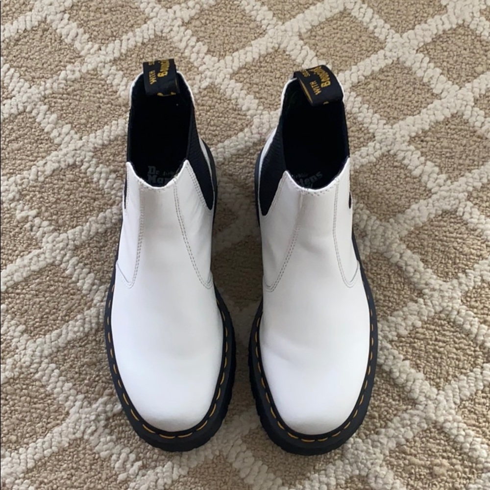 Dr martens quad Chelsea platform boot - Picture 2 of 5